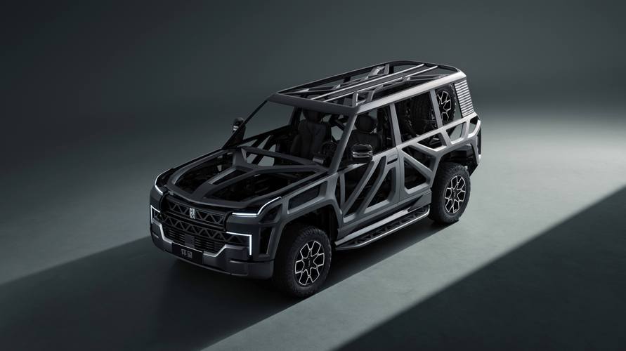 深圳211仰望U8硬派越野的科技魅力，国能汽车对传统燃油车市场的冲击